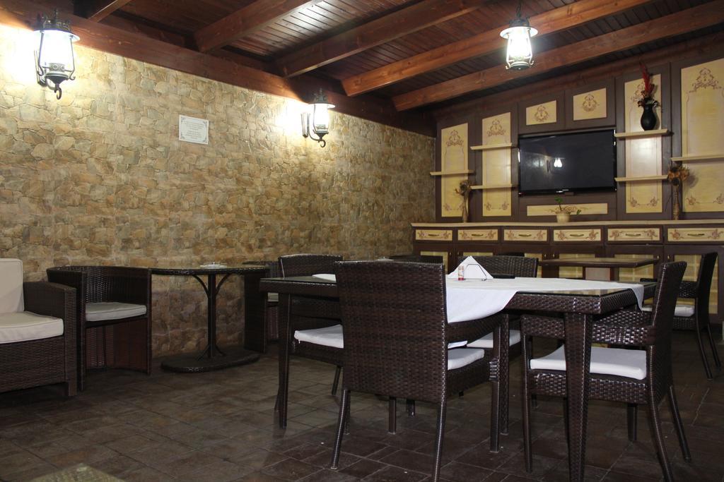 Pensiunea Normandia Timişoara Buitenkant foto