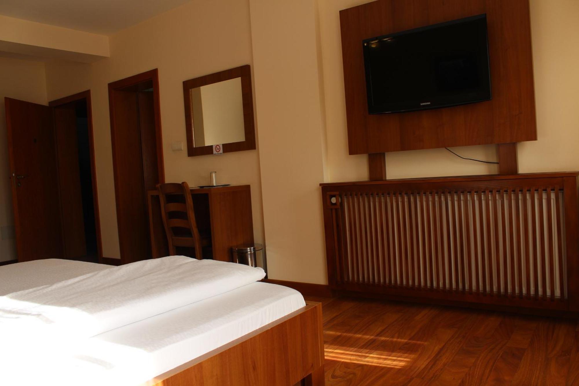Pensiunea Normandia Timişoara Kamer foto